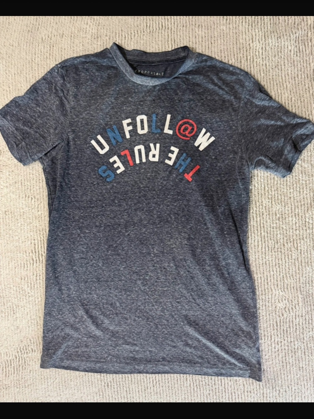 Aeropostale Men's Navy Heather 'Unfollow The Rules' Graphic Tee